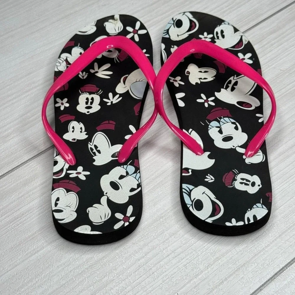 Disney Mickey Mouse Black & White Cartoon Flip Flops Hot Pink Thong Sandals 6‎